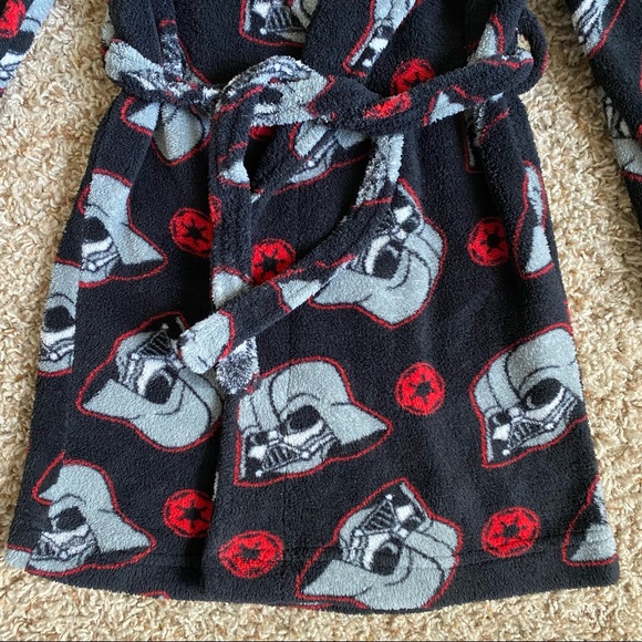 Star Wars Darth Vader Fleece Bathrobe for Boys - Picture 4 of 10